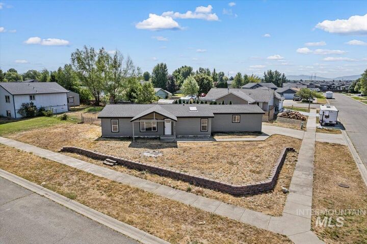 Property Photo:  8672 W Colorado St  ID 83858 