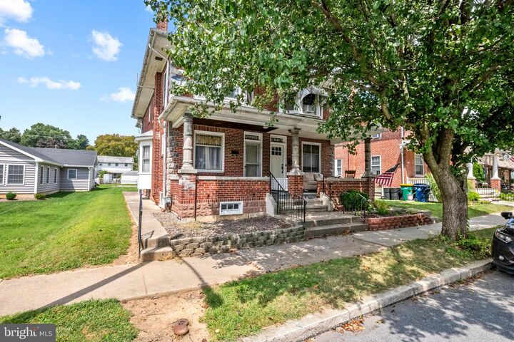Property Photo:  2225 Highland Street  PA 19609 