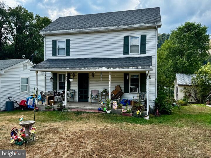 Property Photo: 739 Harrison Avenue WV 25411