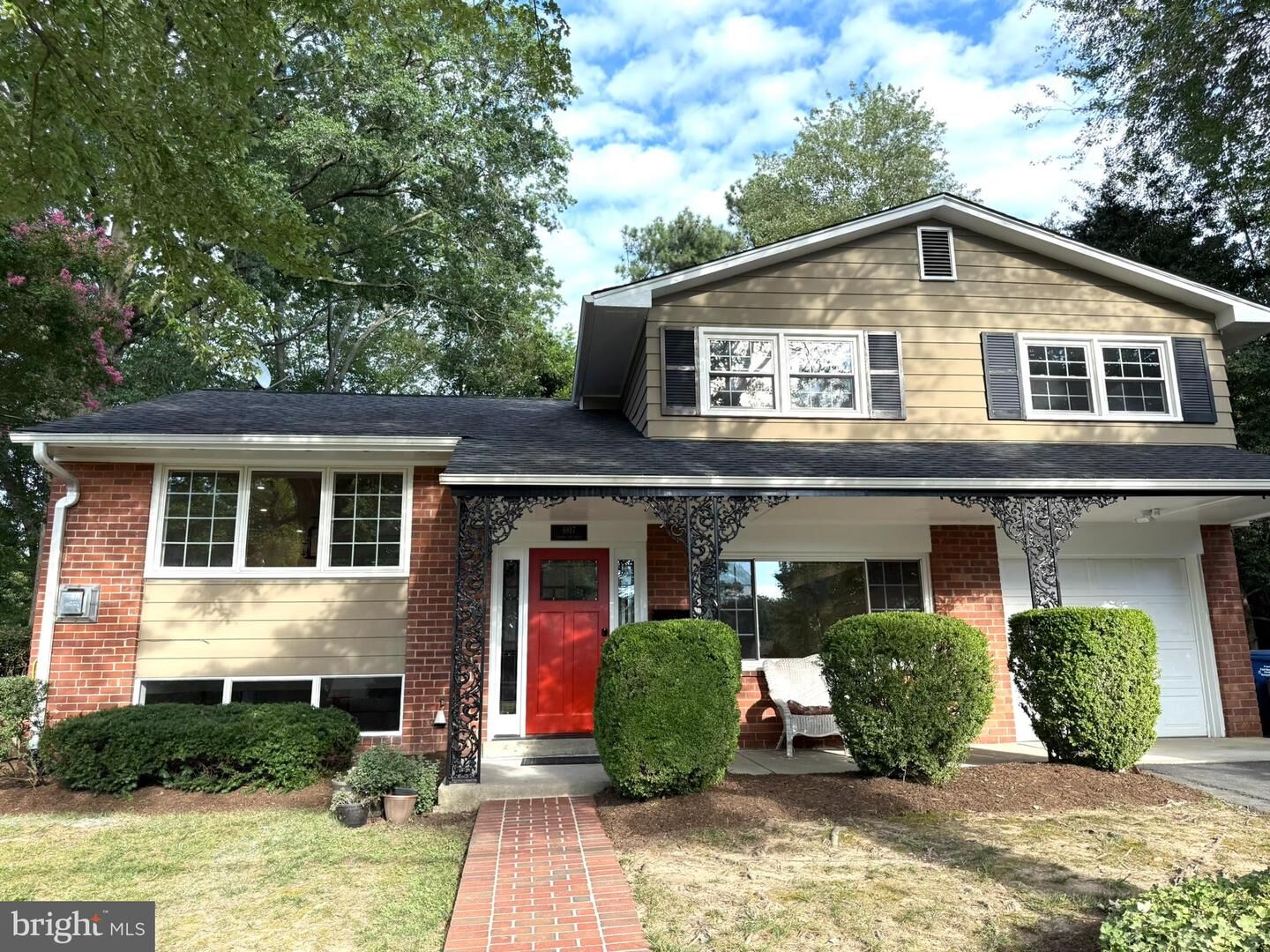 Property Photo:  8817 Vernon View Drive  VA 22308 