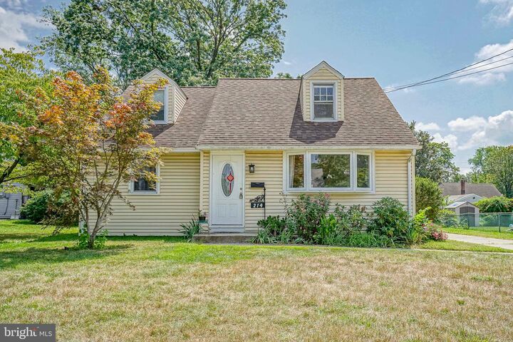 Property Photo:  214 Albertson Avenue  NJ 08007 