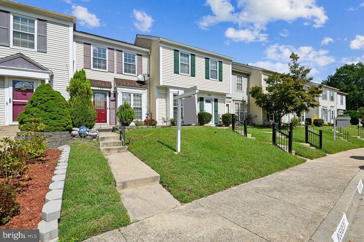 Property Photo: 520 Bend Circle Road MD 21061