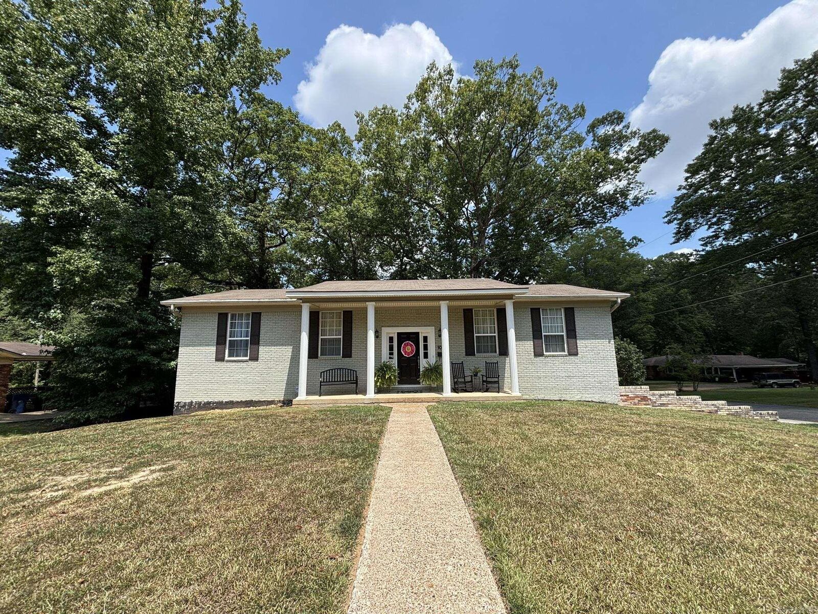 Property Photo:  1006 Amanda St.  AR 71701-6404 