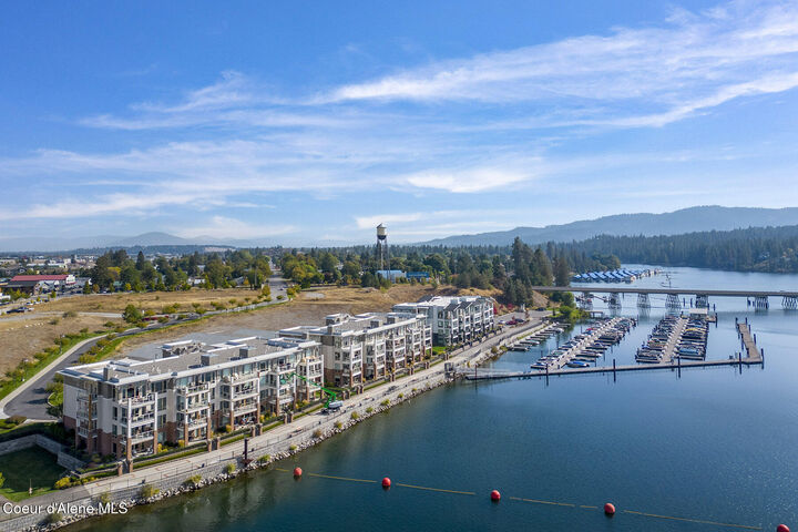 Property Photo:  447 W Waterside Dr #302  ID 83854 