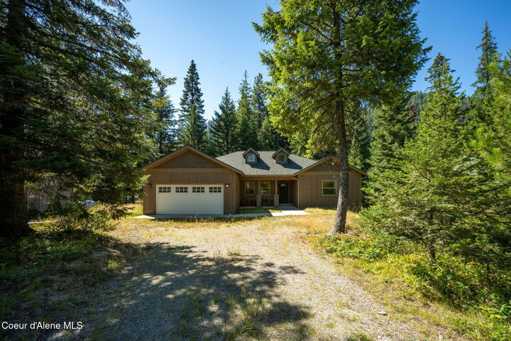 Property Photo:  96 Tracy Ln  ID 83856 