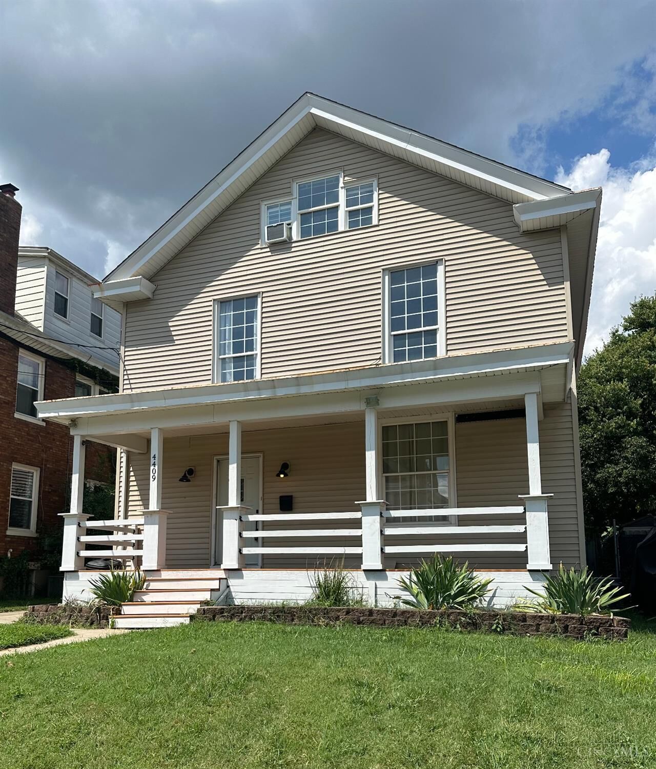 Property Photo: 4409 Sullivan Avenue OH 45217