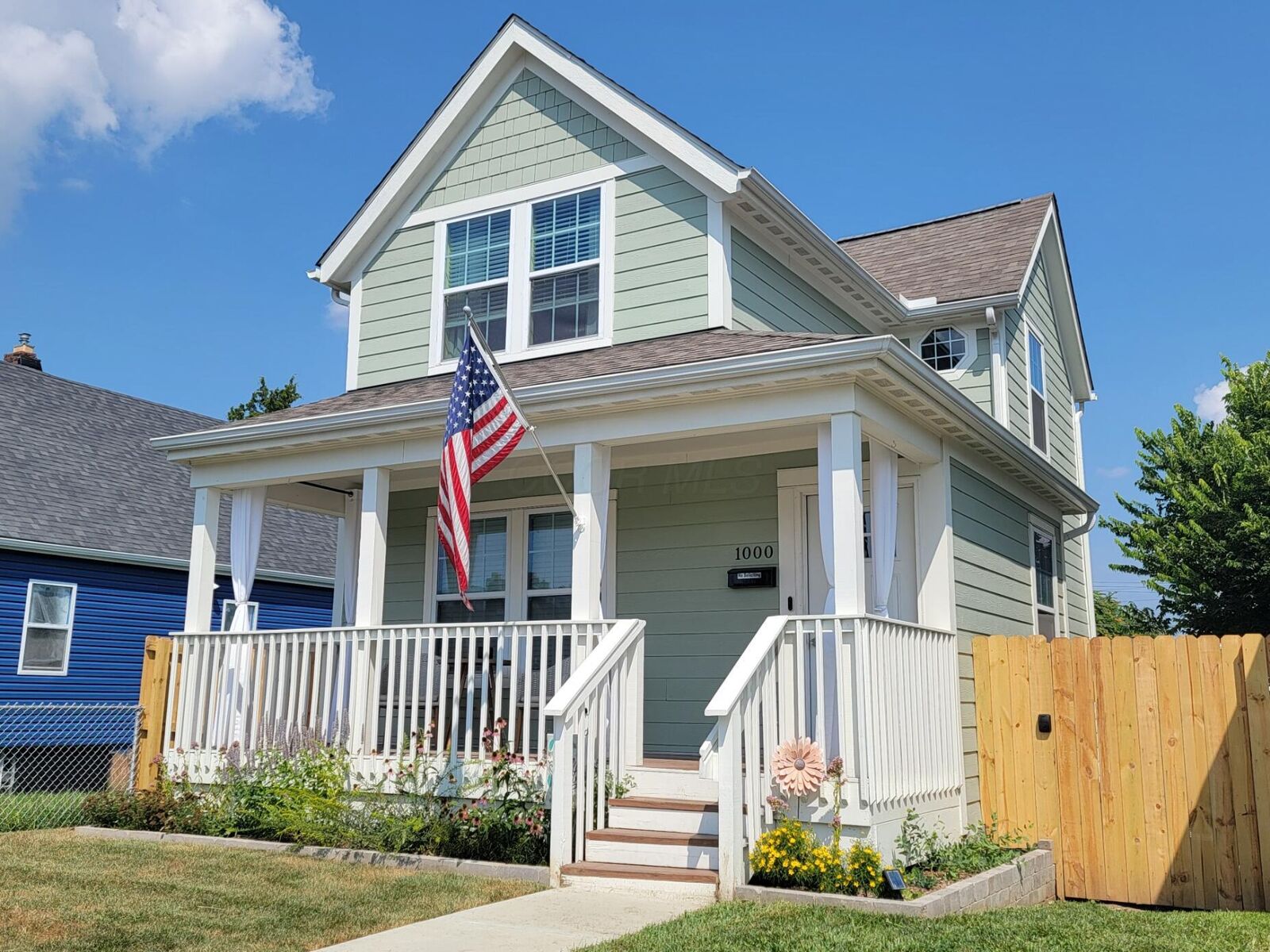 Property Photo: 1000 Campbell Avenue OH 43223