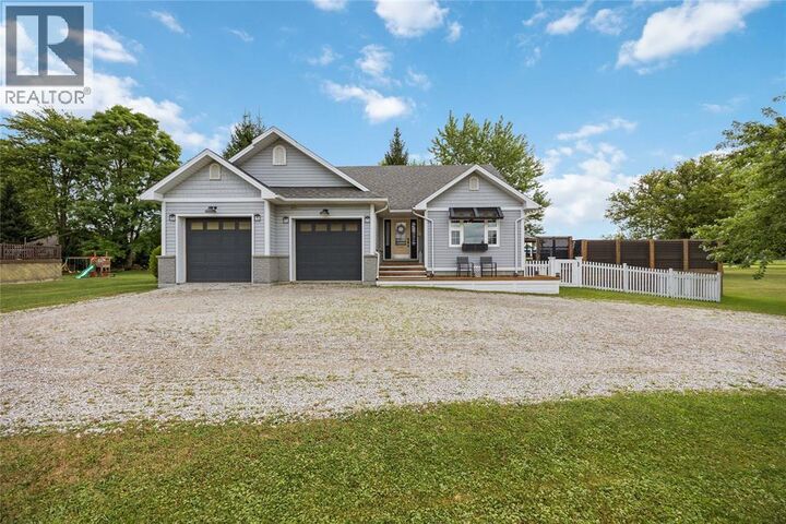 29597 St Clair Parkway  Wallaceburg ON N8A 4L1 photo