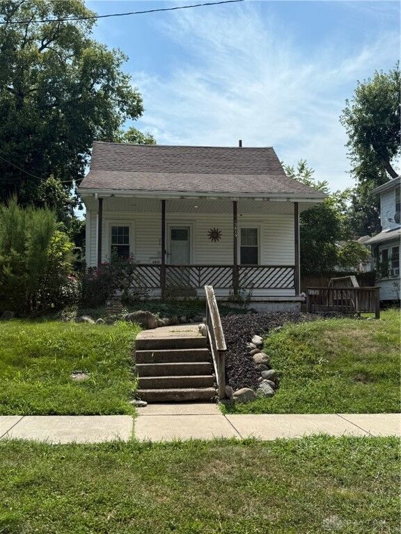 Property Photo:  3815 Old Riverside Drive  OH 45405 