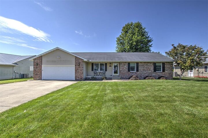 6865 Angela Drive  Decatur IL 62521 photo