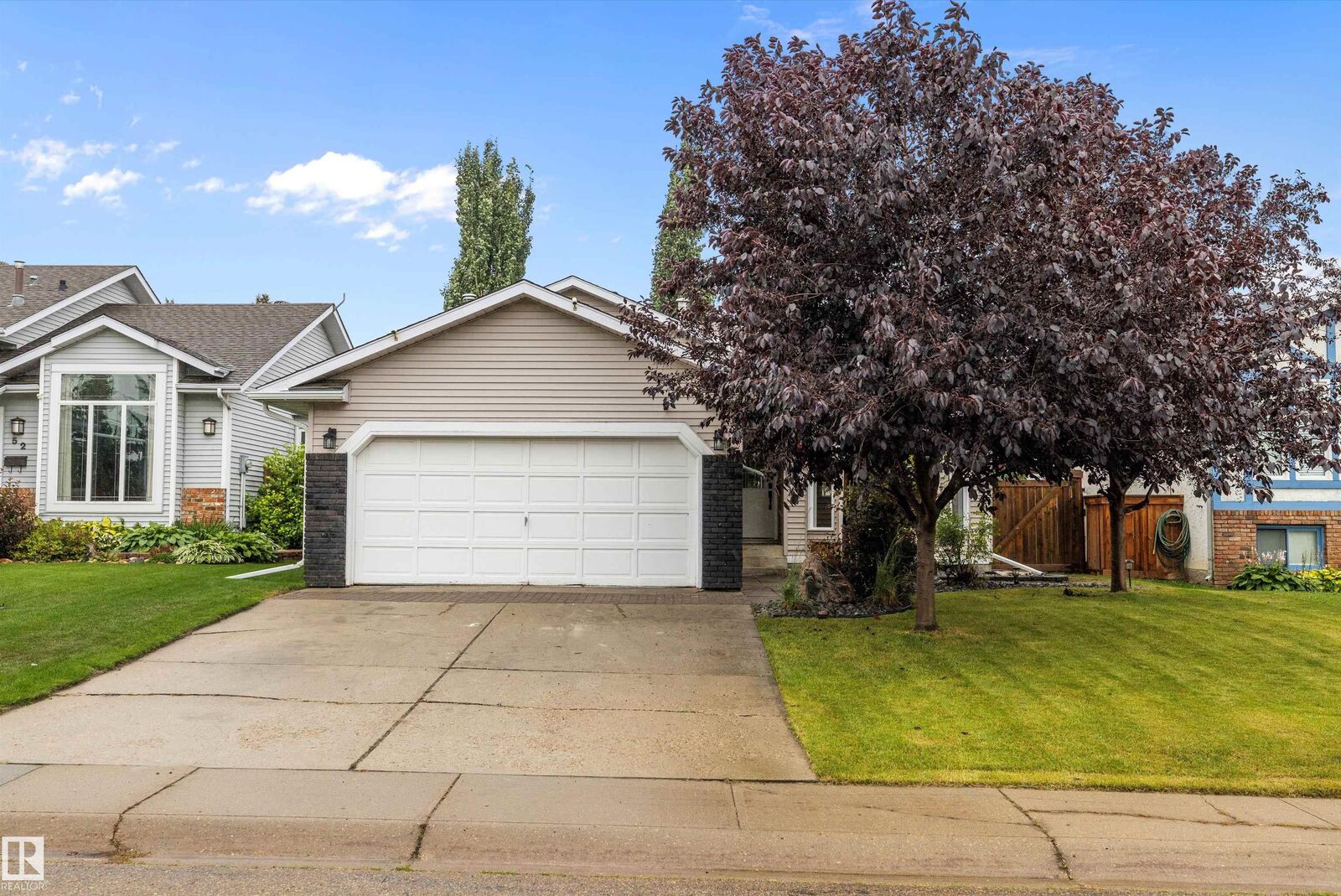 Property Photo: 50 McKean Way AB T7X 2S1