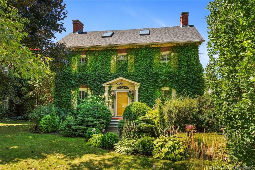 Photo de la propriété: 122 Waterloo Row NB E3B 1Z1