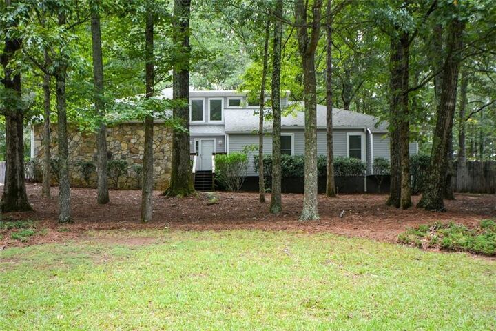 Property Photo: 400 Benjamin Circle GA 30214