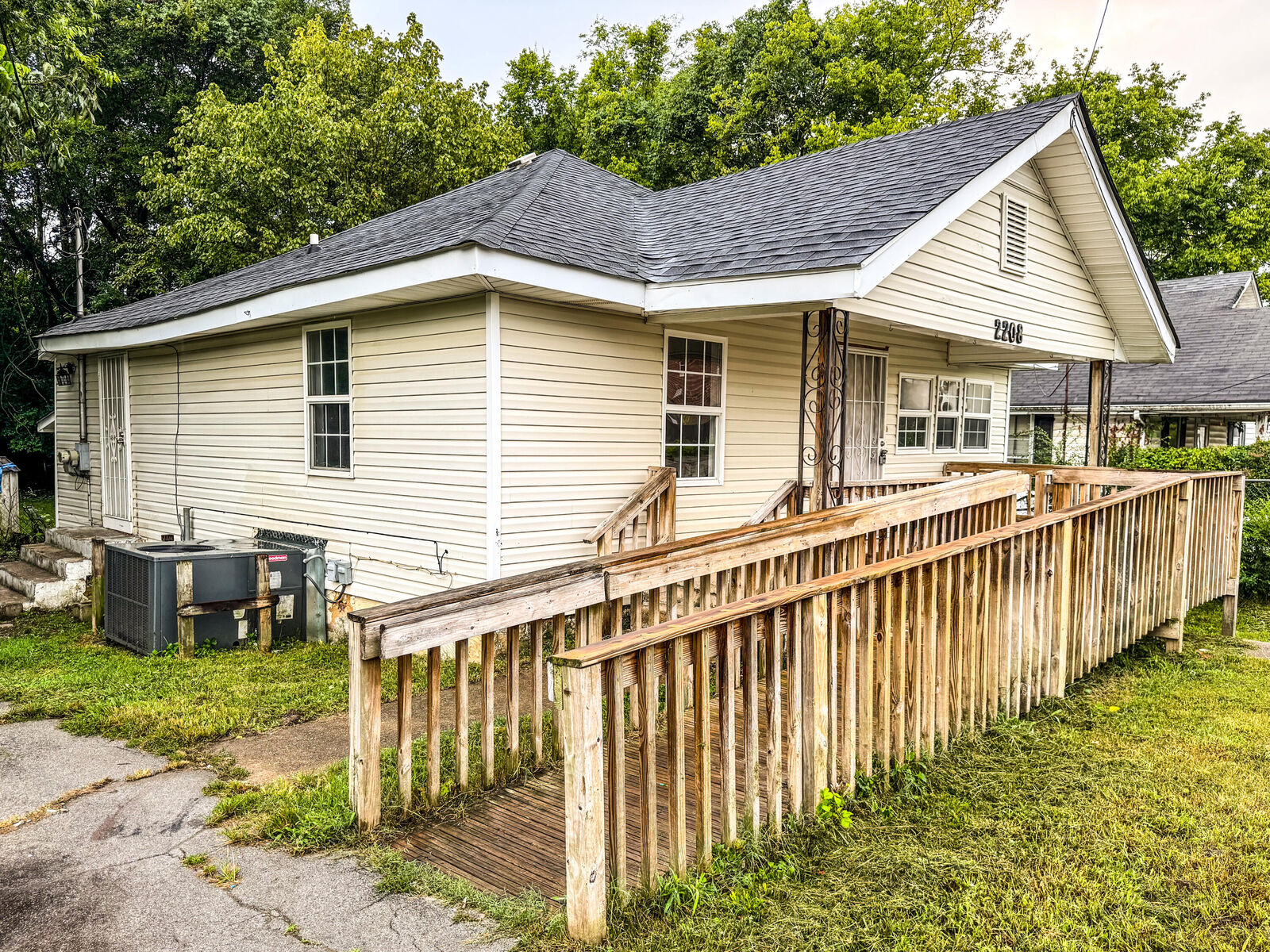 Property Photo: 2208 Cheek Street TN 37406