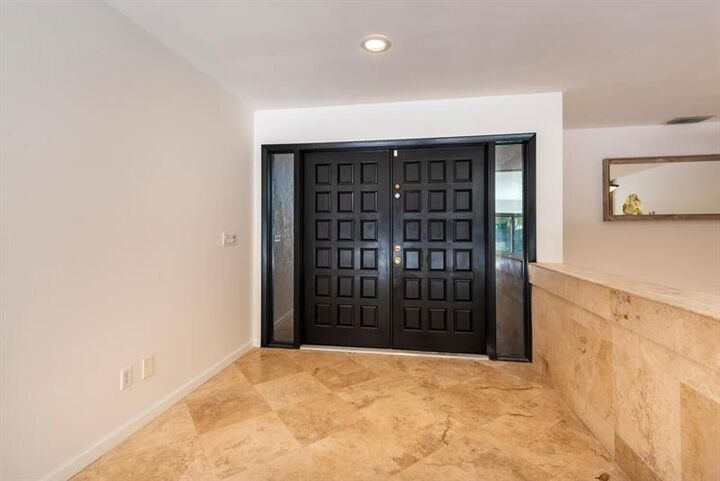 Property Photo: 1400 NW 101st Ter FL 33322
