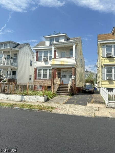 51 Brookwood St  East Orange City NJ 07018 photo