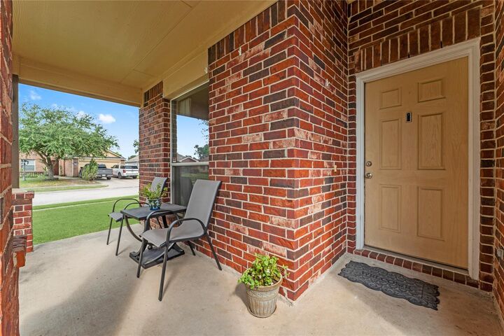 Property Photo:  603 Sweet Flower Drive  TX 77073 