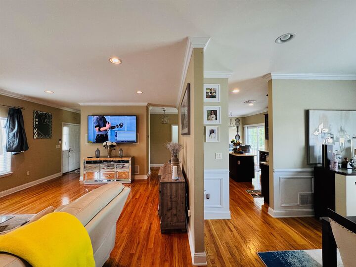 Property Photo: 270 Greenwood Dr NJ 08857
