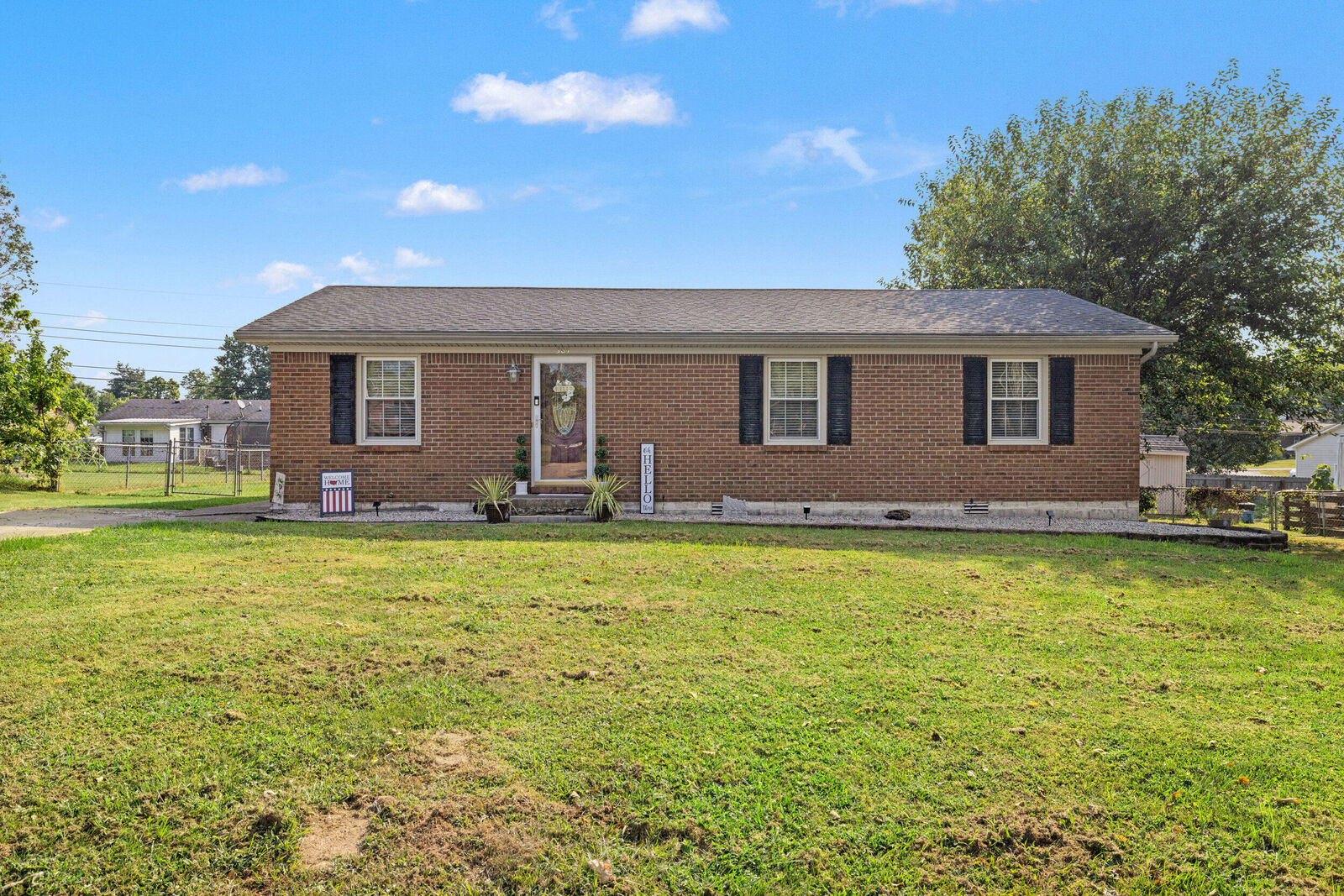 Property Photo:  305 Center Street  KY 40342 