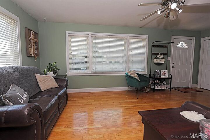 Property Photo:  300 Elmwood Boulevard  MO 63755 
