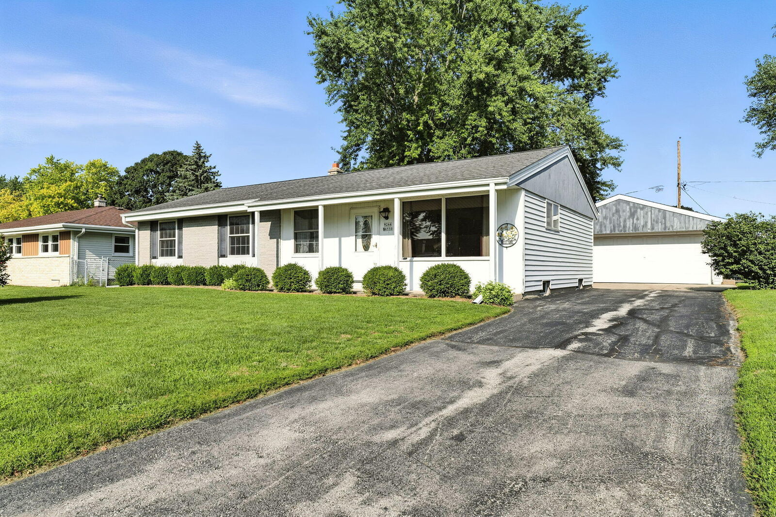 Property Photo: W244n6550 Grogan Dr WI 53089