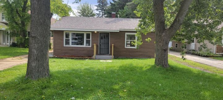 3811 N Park Street  Westmont IL 60559 photo