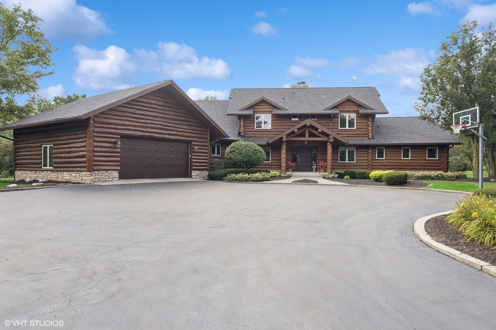 Property Photo:  11711 Juanita Drive  IL 60467 