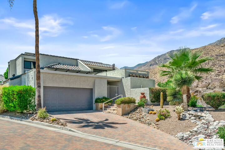 2541 W La Condesa Drive  Palm Springs CA 92264 photo