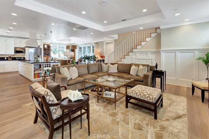 Property Photo:  57 Savona Walk  CA 90803 