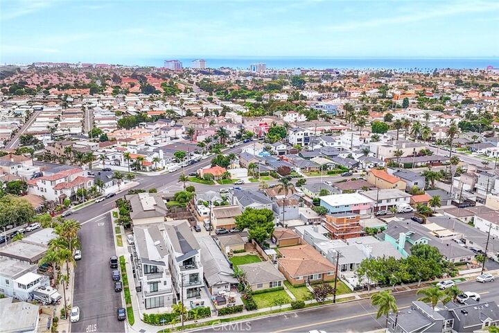 632 Indianapolis Avenue  Huntington Beach CA 92648 photo