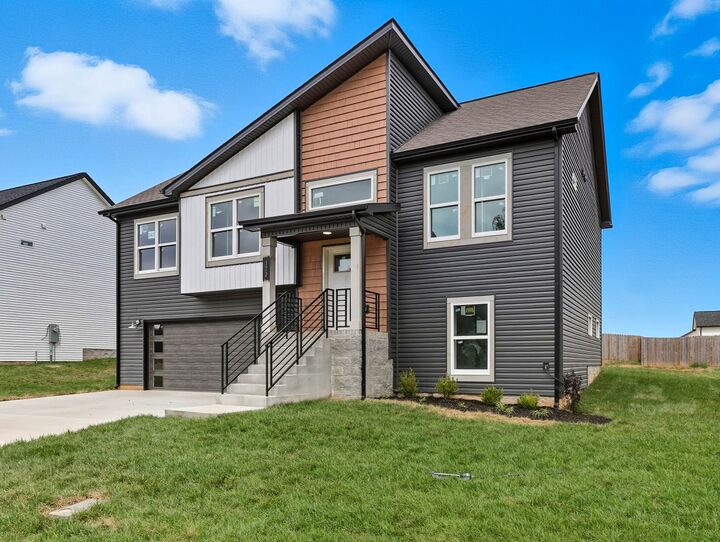 Property Photo:  172 Leltrim Dr  TN 37042 