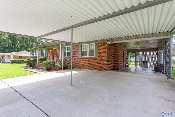 Property Photo: 205 Brentwood Drive AL 35901