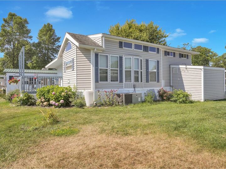18 Eagle Lane  South Hero VT 05486 photo