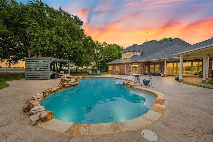Property Photo: 4411 Glenwood Lane TX 75409