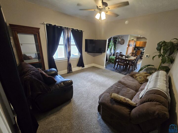 Property Photo: 1219 Goldie Avenue IA 51109