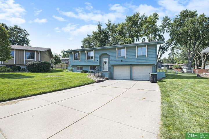 Property Photo:  5117 S 103rd Circle  NE 68127 
