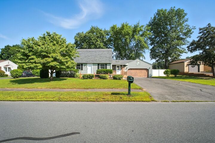 14 Granger Dr  Agawam MA 01030 photo