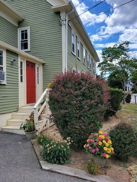 Property Photo:  16 Southern Ave A  MA 01929 