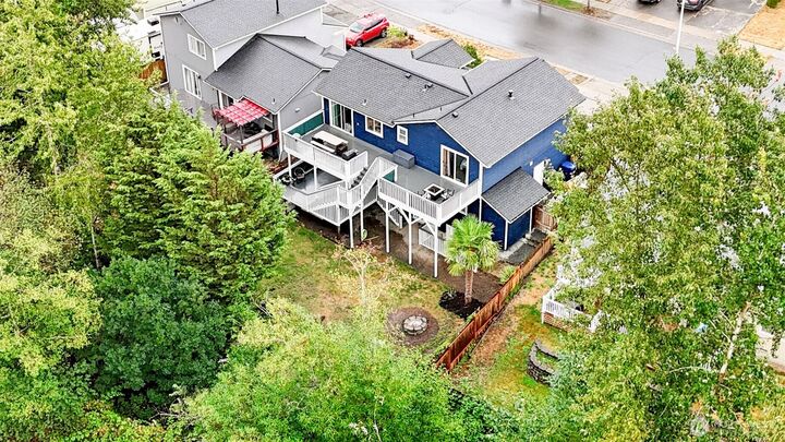 Property Photo: 416 87th Avenue SE WA 98258
