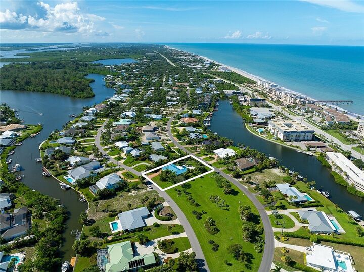 Property Photo:  4400 Sunset Drive  FL 32963 