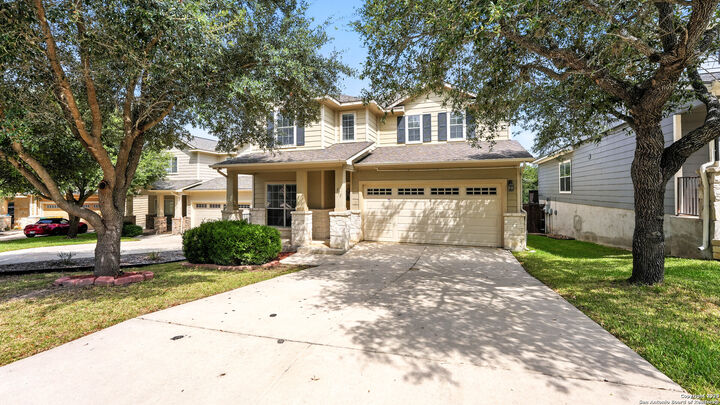 Property Photo: 111 Mirror Lk TX 78260