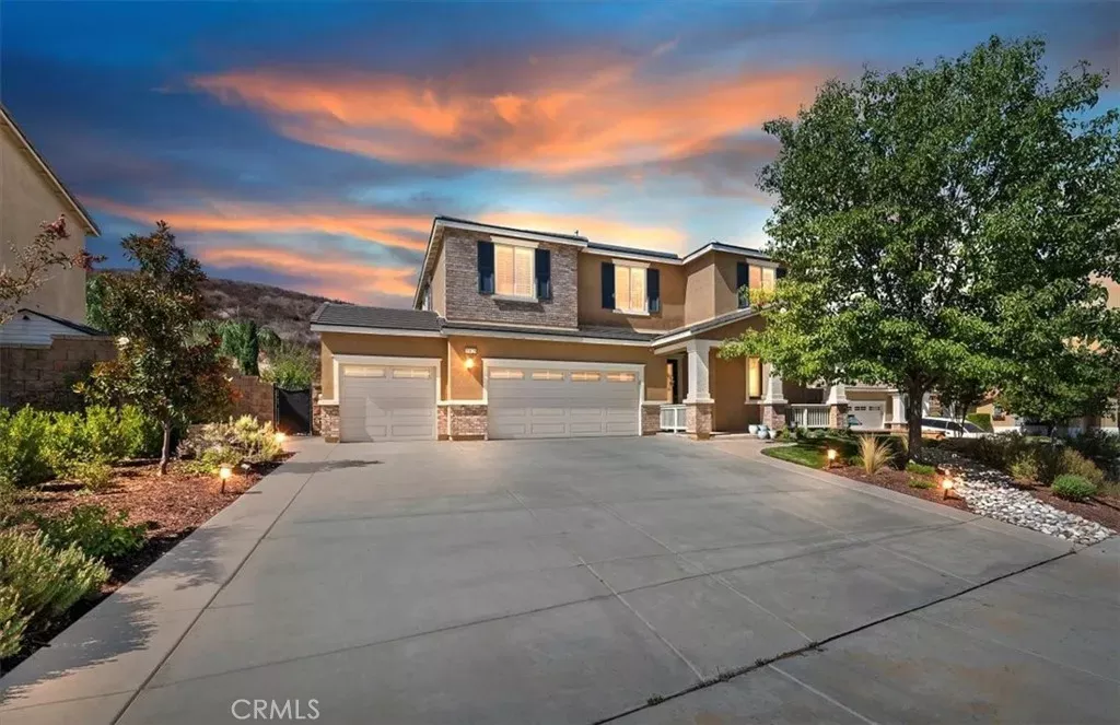 Property Photo:  30829 Oak Knoll Dr.  CA 92584 