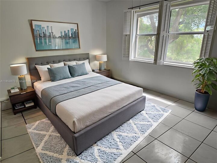 Property Photo:  6260 S Falls Cir Dr 312  FL 33319 