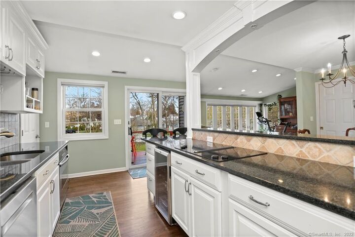 Property Photo:  51 Glendale Road  CT 06906 