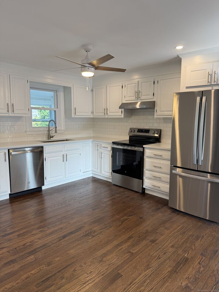 Property Photo: 11 1/2 Bethel Street Apt 2 CT 06855