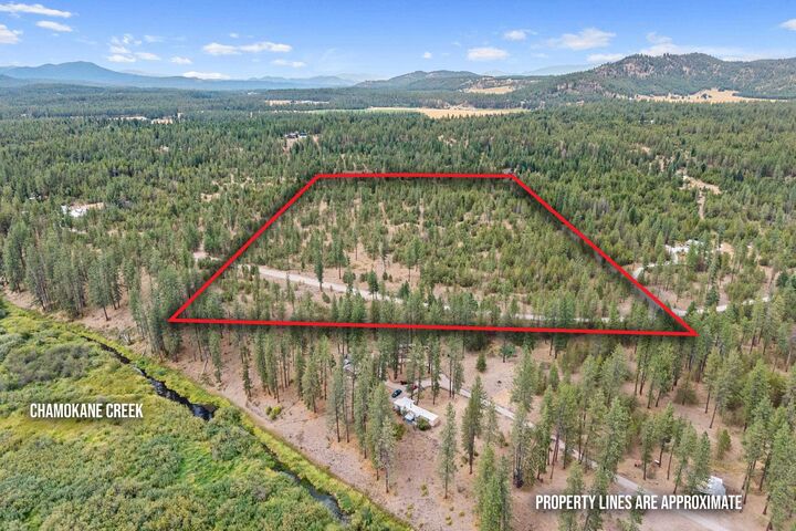 Property Photo:  44xx Woods Way  WA 99173 