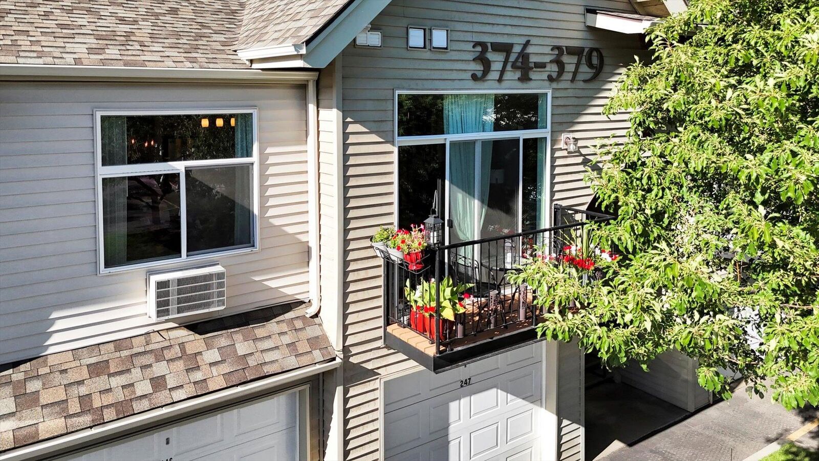 Property Photo:  22855 E Country Vista Dr 376  WA 99019 