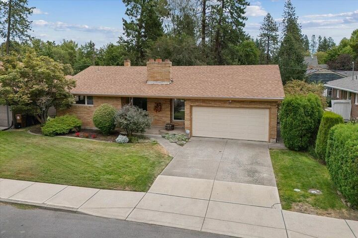 Property Photo:  3331 S Bernard St  WA 99203 