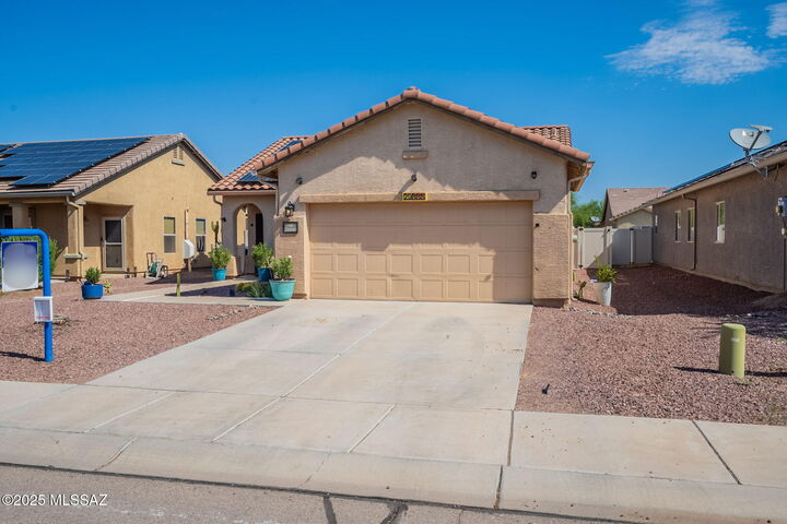 Property Photo:  20888 E Frontier Road  AZ 85145 