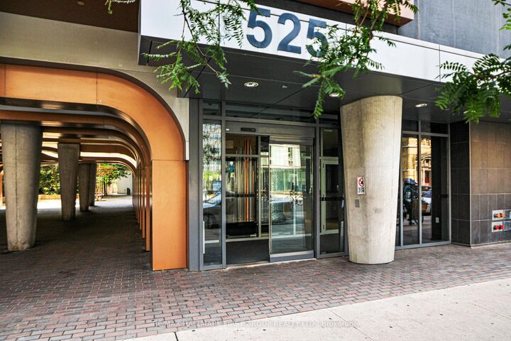 Property Photo: 525 Adelaide Street W 312 ON M5V 0N7
